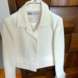 White zara blazer!!! Worn once!!!